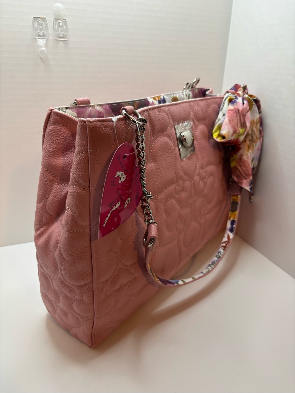 Betsey Johnson Stylish Pink Tote shoulder bag W Floral Scarf - Picture 2 of 4